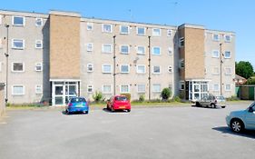 Wentworth Apartment With 2 Bedrooms, Superfast Wi-Fi And Parking